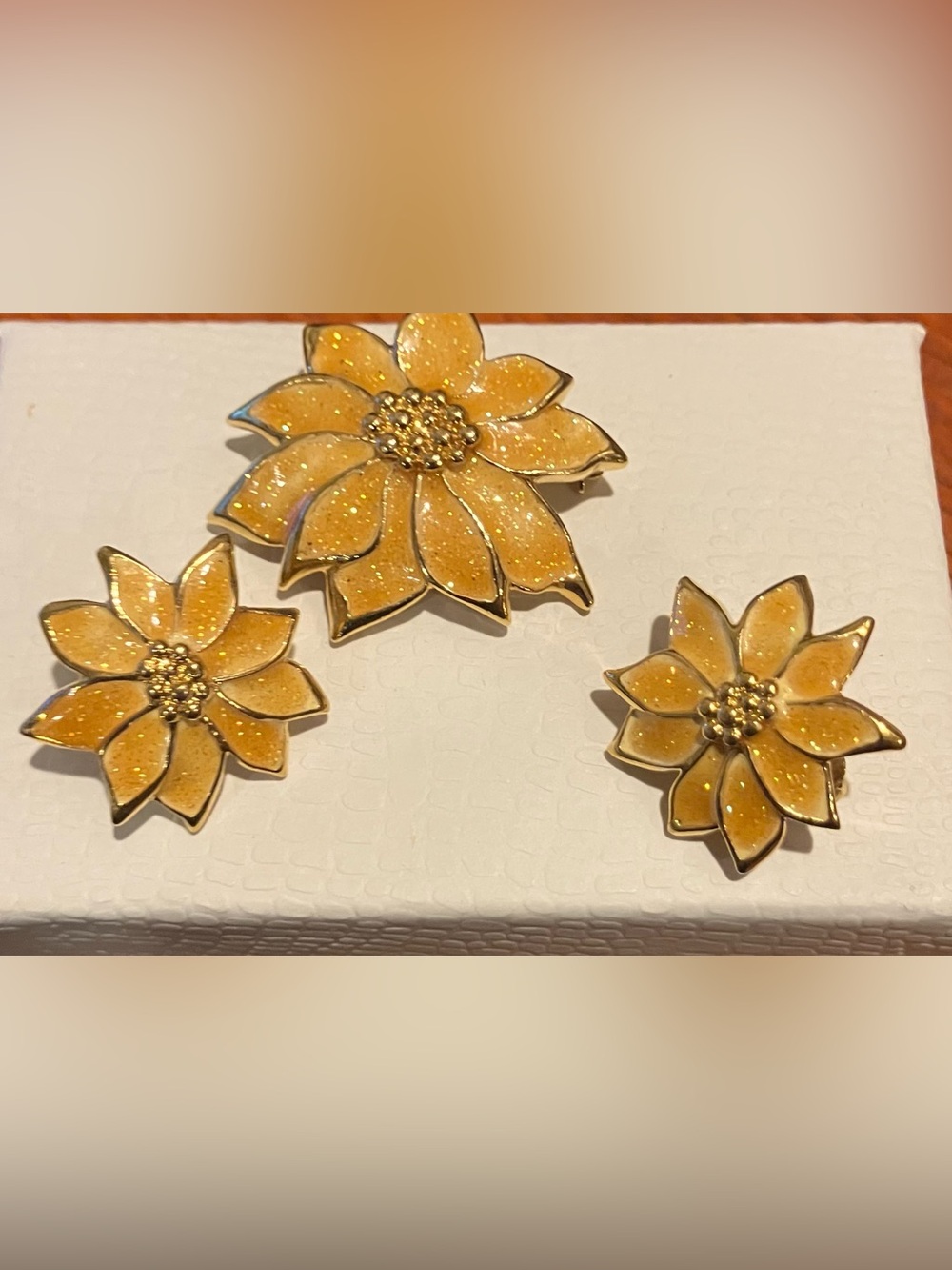 Vintage AVON Demi Parure (8202)Yellow Glitter Poinsettia ClipEarrings and Brooch
